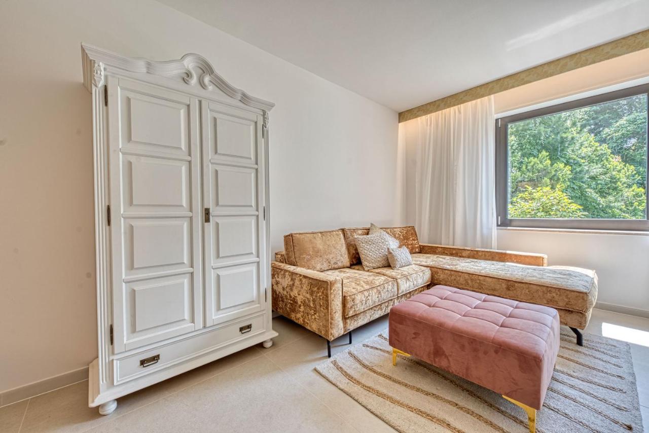 Goldfinger + Suites Lana Zewnętrze zdjęcie