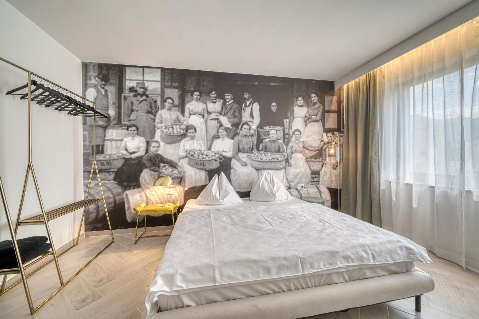 Goldfinger + Suites Lana Zewnętrze zdjęcie